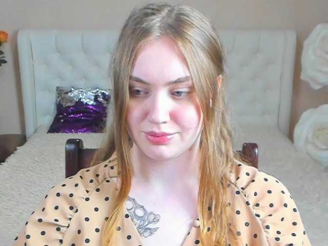 Live sex webcam photo for AdaCrystall #242474746