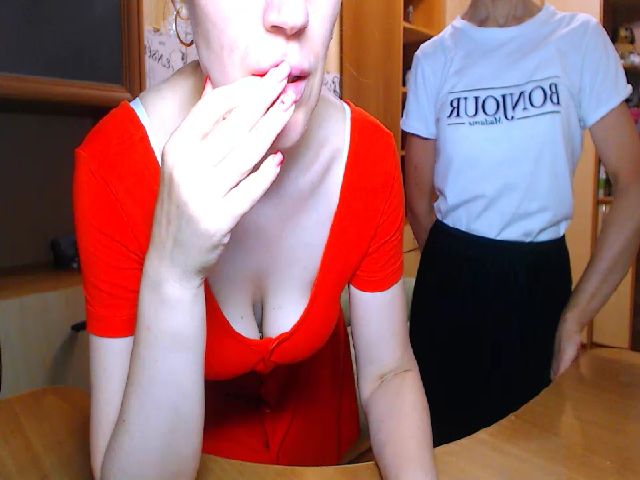 Live sex webcam photo for Oly_nice_ #258251375