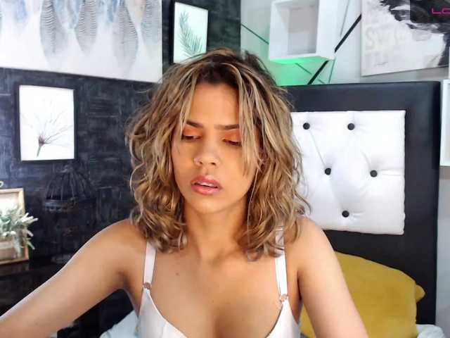 Live sex webcam photo for ximenaxlove #250689891