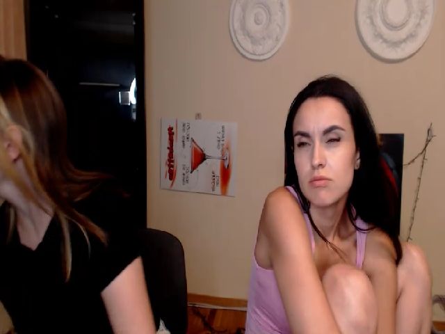 Live sex webcam photo for PolliMilk #255880857