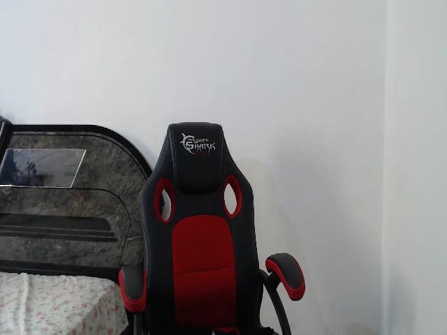 Live sex webcam photo for O0HH____H3L0W #255614878