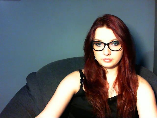 Live sex webcam photo for VirginLuna18 #253089164