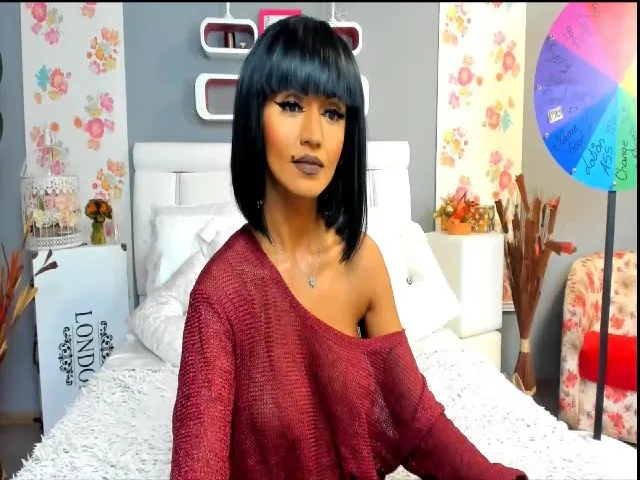 Live sex webcam photo for LissaJo #258036516