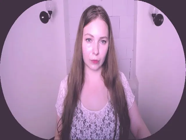 Live sex webcam photo for MollyMey #260861144