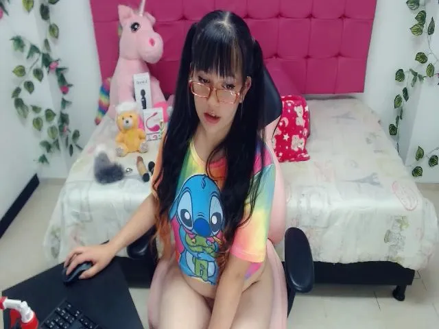 Live sex webcam photo for Pink_queenn #255611495