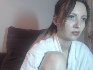 Live sex webcam photo for Angie5 #240711365