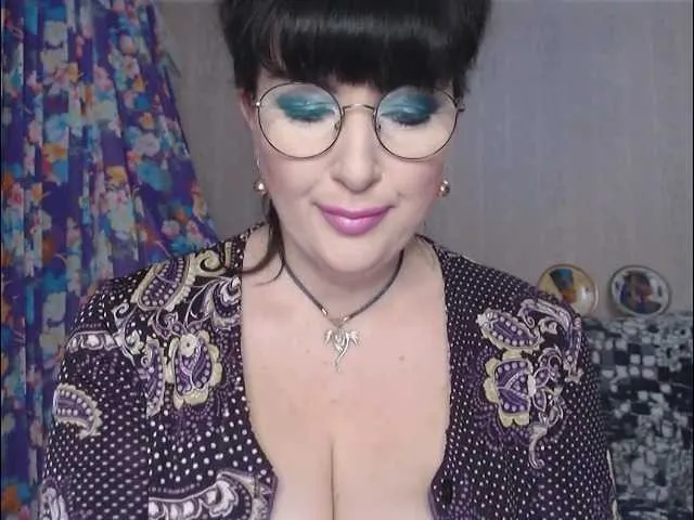 Live sex webcam photo for merilinxxx #241021082