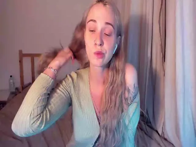 Live sex webcam photo for Uvirtualfrnd #257805544