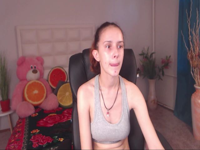 Live sex webcam photo for IrisNichols #260398010