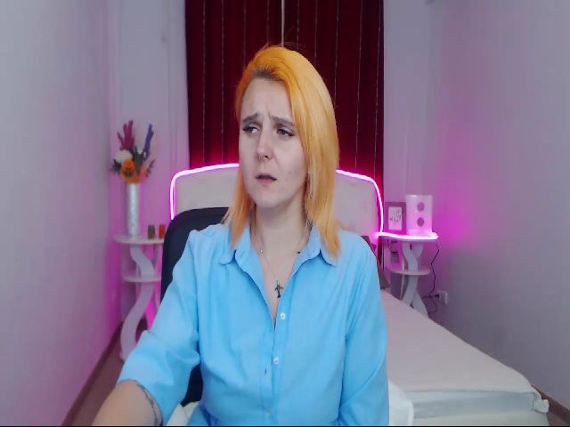 Live sex webcam photo for Polly_Green #260678452