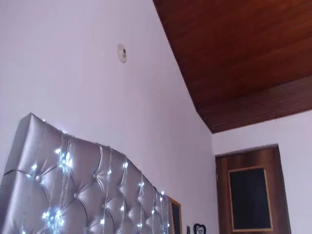 Live sex webcam photo for NikoraStar #260824896