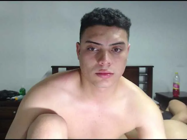 Live sex webcam photo for mjandlincoln #241147296