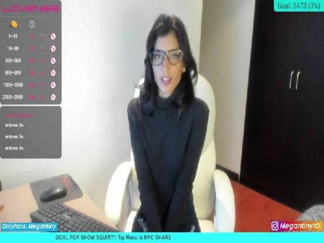 Live sex webcam photo for MeganTiny #264009815