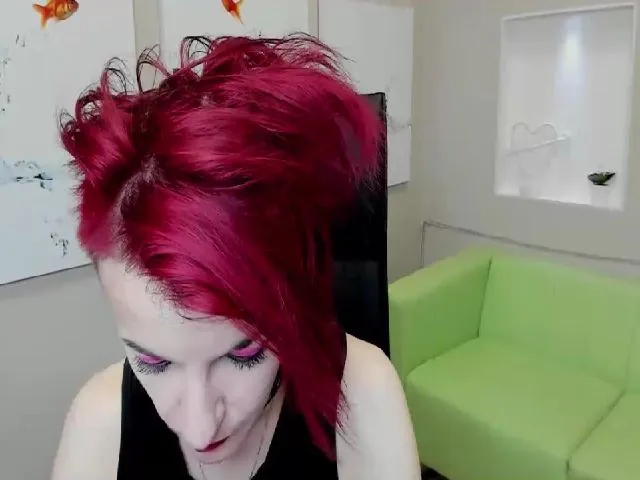Live sex webcam photo for RubyBlaze #252788098