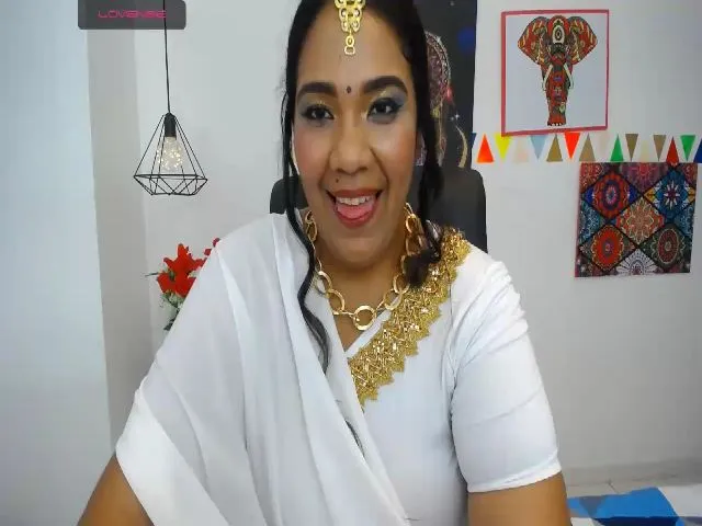Live sex webcam photo for IndianMama #259425691