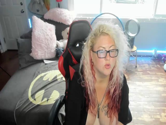 Live sex webcam photo for Janrubygirl #254854843