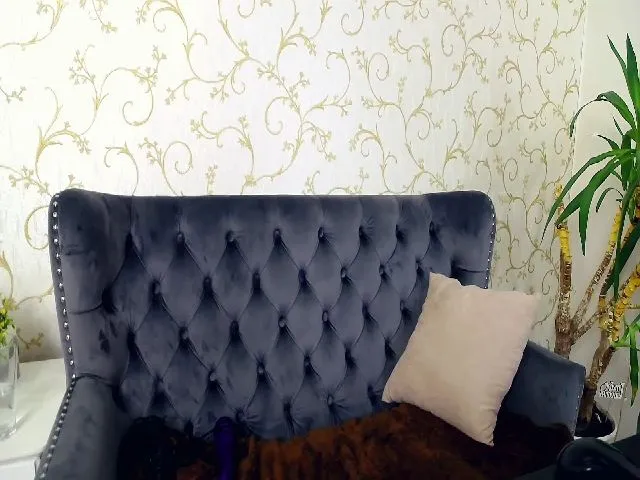 Live sex webcam photo for KeysyRock #257233367