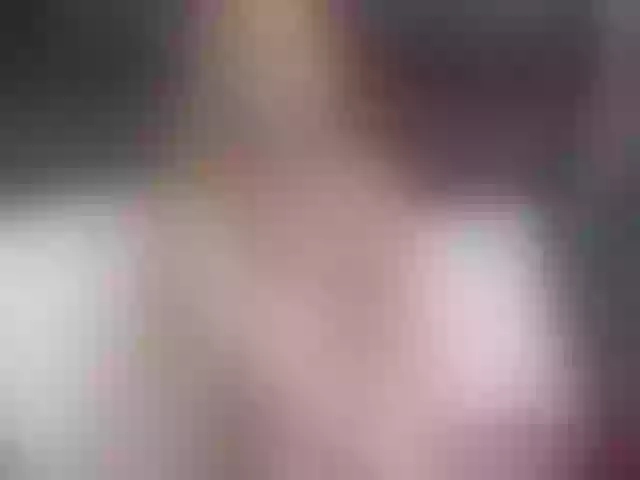 Live sex webcam photo for KateBarrera #241009423