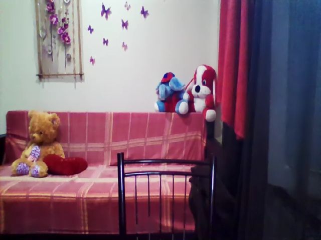 Live sex webcam photo for SashaPleasure #262845077