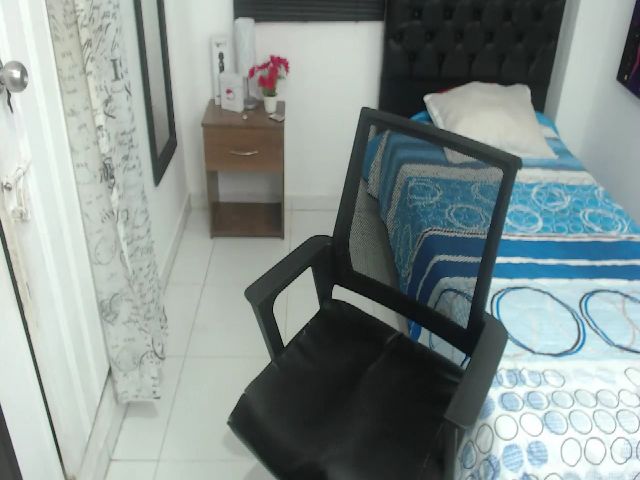 Live sex webcam photo for Andrea_acker #258627080