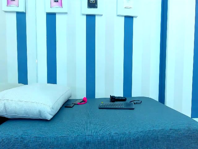 Live sex webcam photo for Tatiana_Lion #259068958