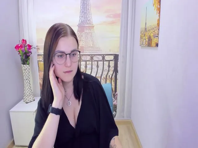 Live sex webcam photo for EvaMild #257915263