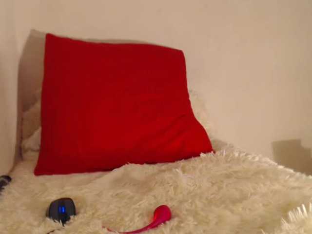 Live sex webcam photo for Adrianaxxxx #240923888