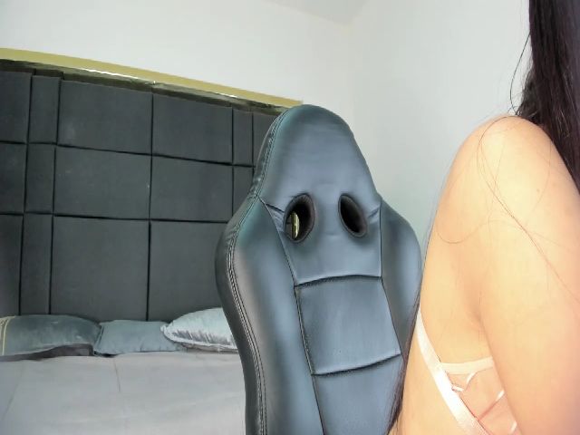 Live sex webcam photo for Marnie_Jones #253715973