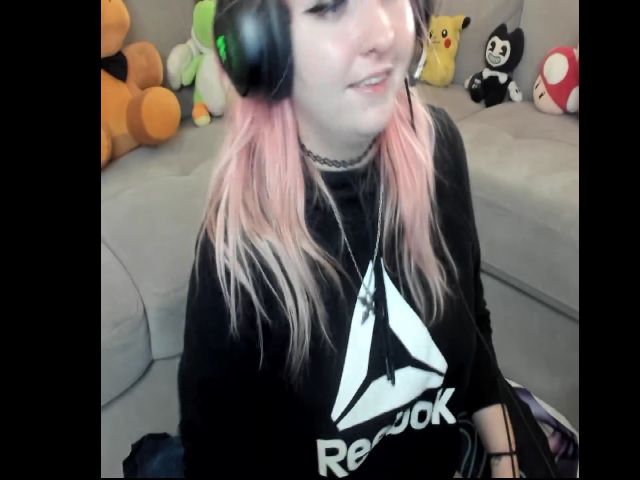 Live sex webcam photo for PrincessBluu #252645467