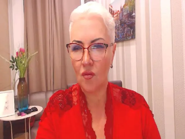 Live sex webcam photo for LadyXAnna #260191400