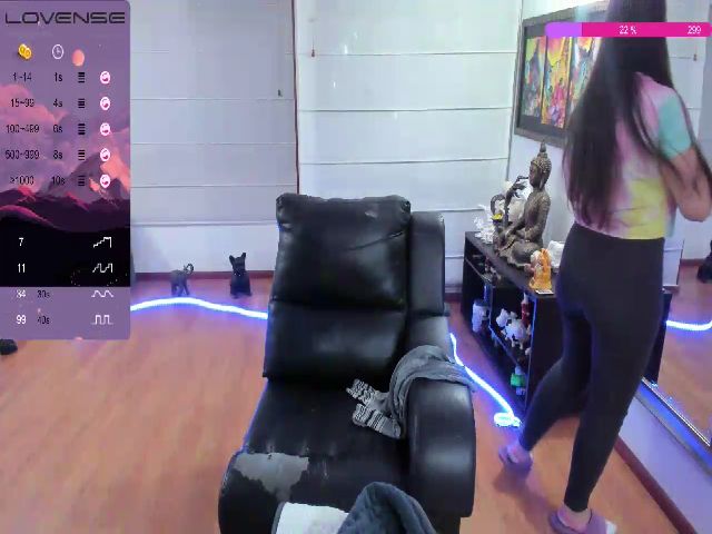 Live sex webcam photo for Angelagomez #256129311