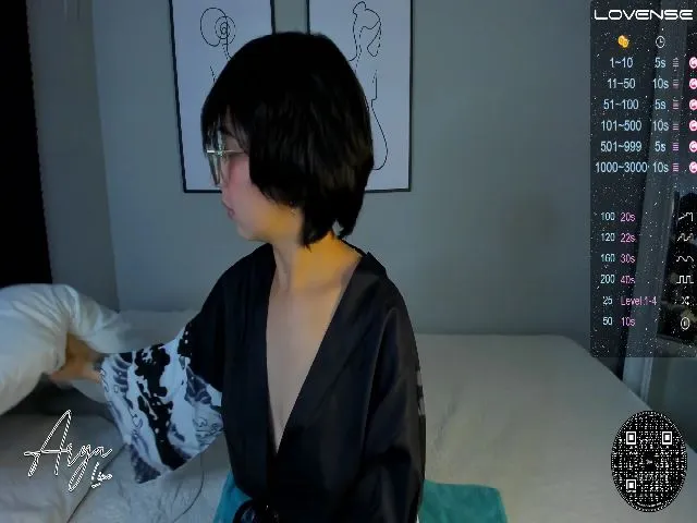 Live sex webcam photo for Arya_Line #260561215
