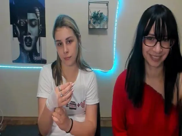 Live sex webcam photo for RizeKamishiro #253745897