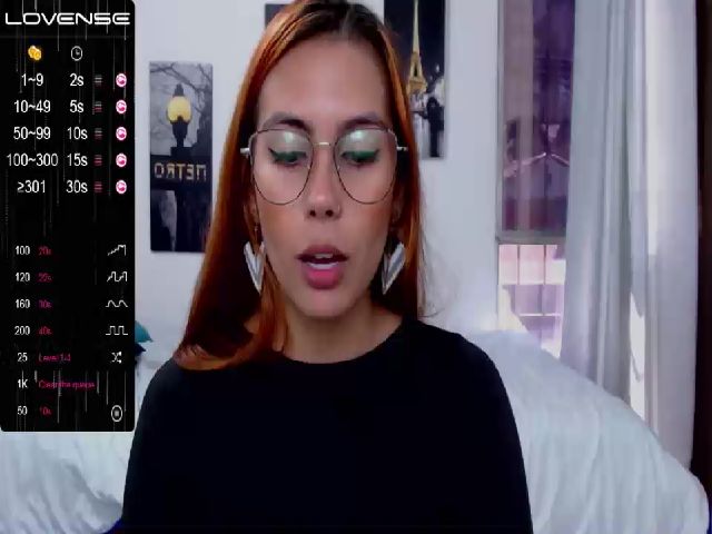 Live sex webcam photo for Alessiafioore #262167796