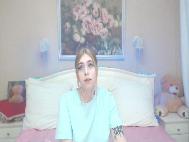 Live sex webcam photo for AmaliaDiva #262381959