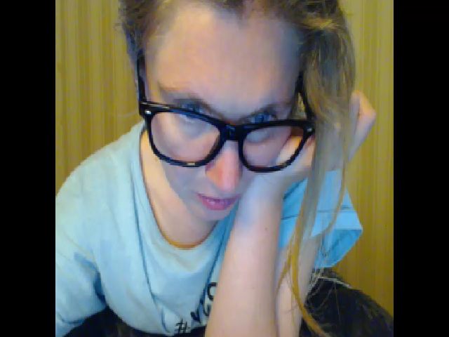 Live sex webcam photo for A_Girlie #258654810