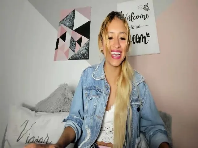 Live sex webcam photo for StefyLatin_21 #259040507