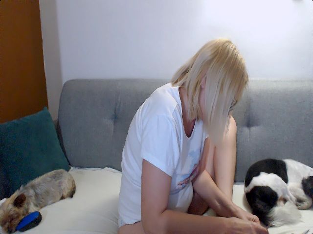 Live sex webcam photo for Stephycute #257032105