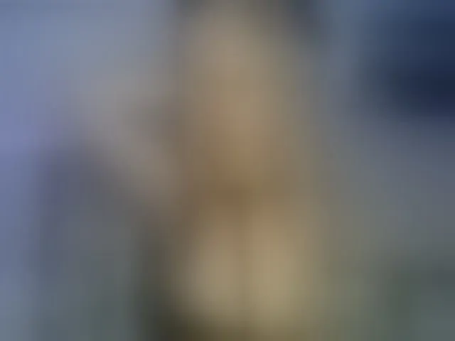 Live sex webcam photo for GoddessHardy #265487242