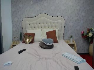 Live sex webcam photo for GracieCute #251824478