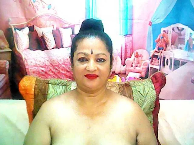 Live sex webcam photo for matureindian #287967423