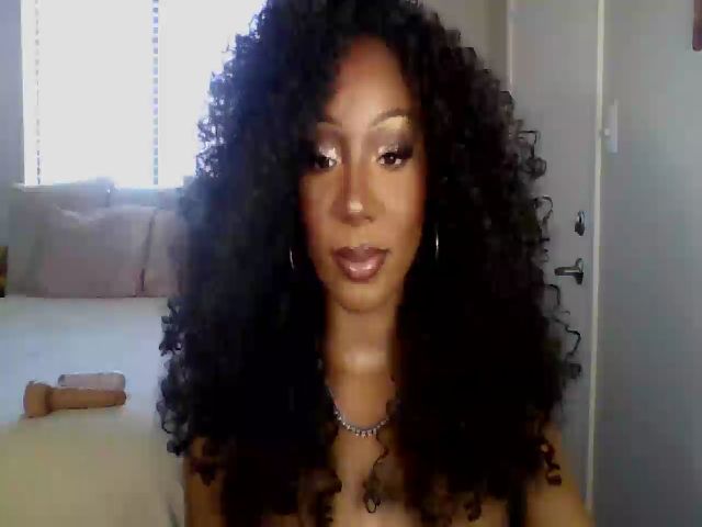 Live sex webcam photo for violetnightsx #264507646