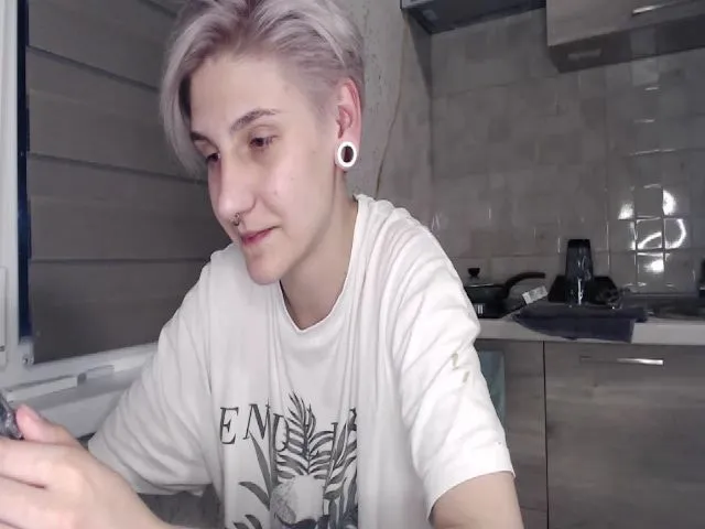Live sex webcam photo for Chromasia #264023653