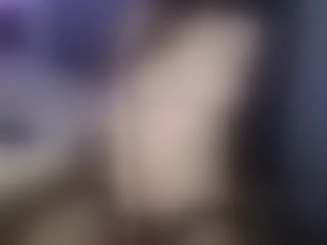 Live sex webcam photo for -EliSwan- #241363070