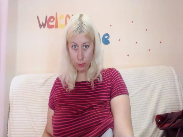 Live sex webcam photo for Kylie_Pag #258664100