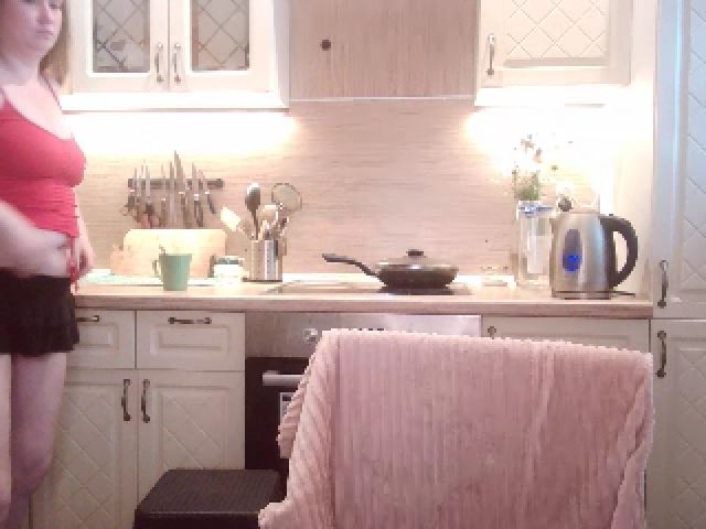 Live sex webcam photo for JaneGrey111 #255534713