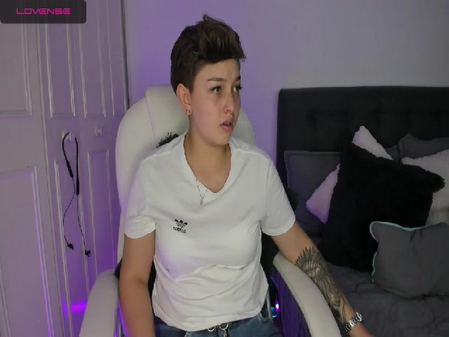 Live sex webcam photo for SalemJimenez #259692169