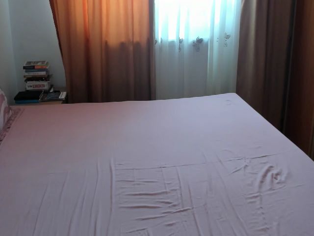 Live sex webcam photo for Nicolle2 #253418046