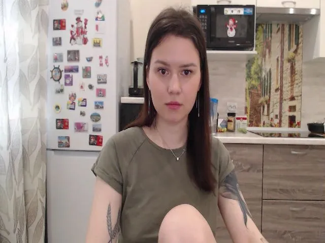 Live sex webcam photo for WonderXGirlXX #262688597