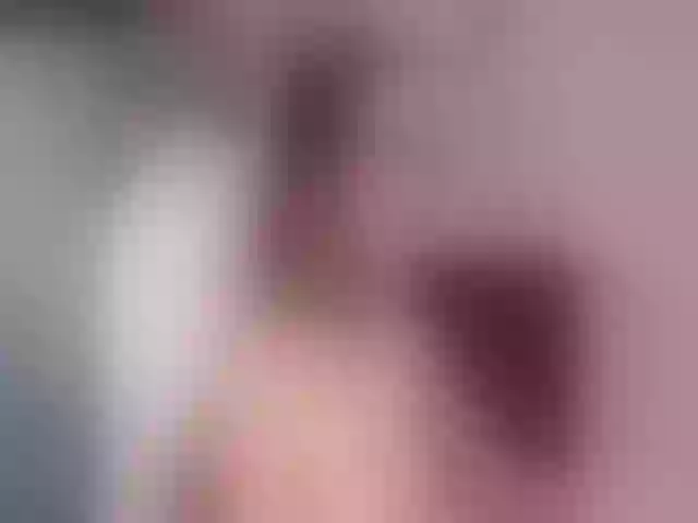 Live sex webcam photo for Sun_kissed1 #262618683